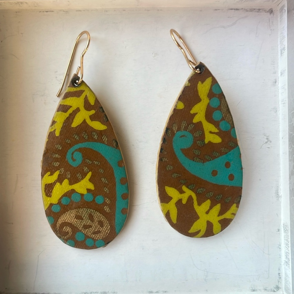 Lightweight Statement Teardrop Earrings with Mandala Design